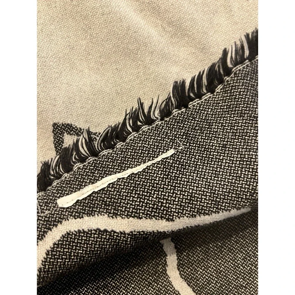 IKEA White Ghosts on Black KUSTFYR Throw Blanket 205.995.83 51x67